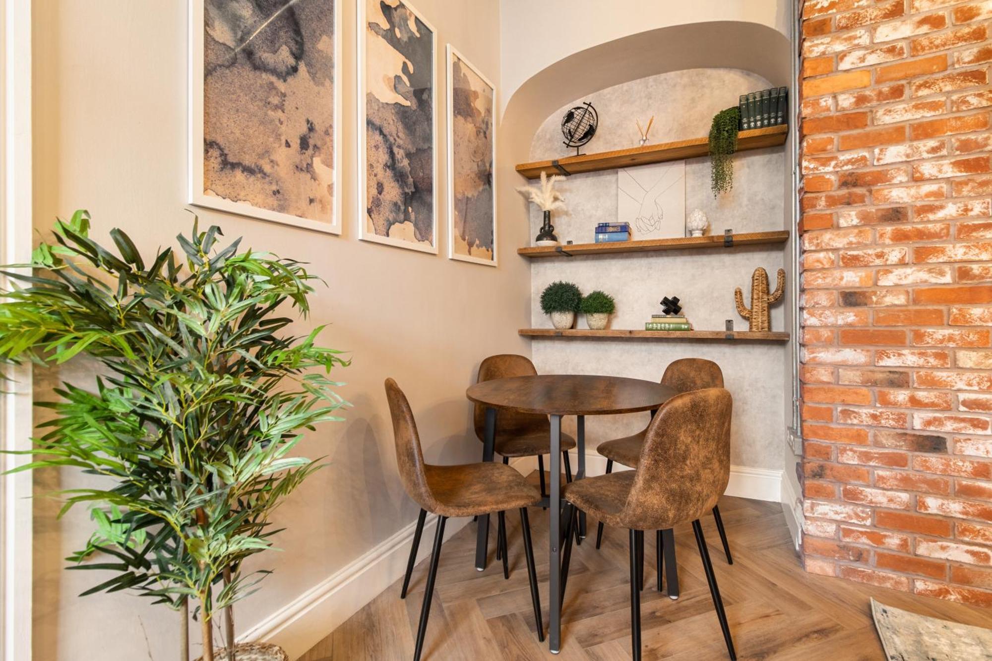 Whiskawaystays - Shaw Mews - Apartment 3 Вустер Экстерьер фото